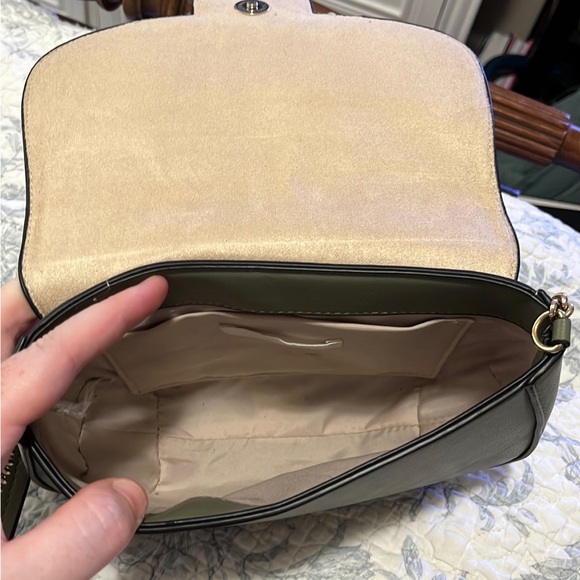 H&M crossbody - Picture 2 of 3